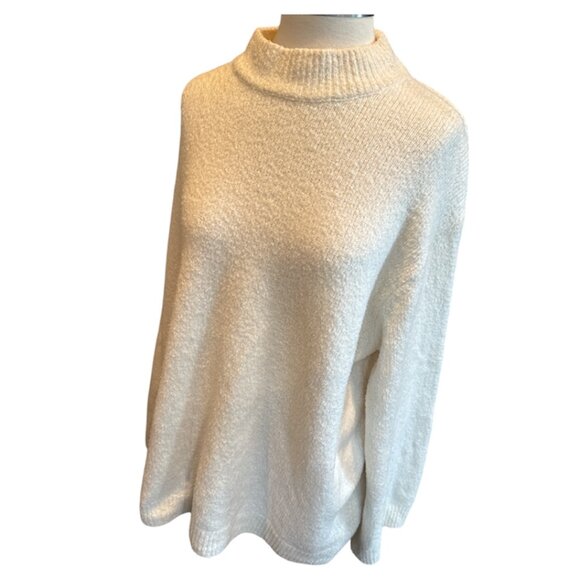 Oversized Soft Elizabeth & James Baggy Cream Comfy Sweater - Picture 2 of 9
